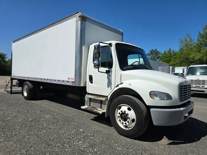 2017 FREIGHTLINER/MERCEDES M2 106