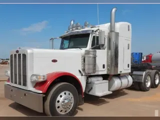2011 PETERBILT 389