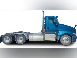 2021 International LT625