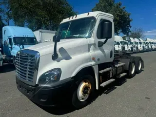 2017 FREIGHTLINER CASCADIA 125