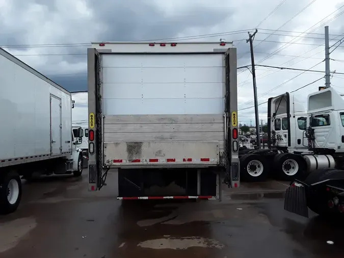 2019 FREIGHTLINER M2 106