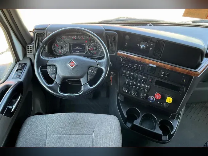 2021 INT LT625 6x4
