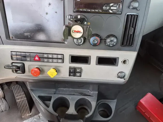 2019 FREIGHTLINER NEW CASCADIA PX12664