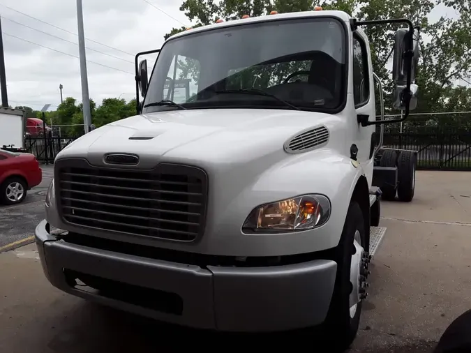 2019 FREIGHTLINER/MERCEDES M2 106
