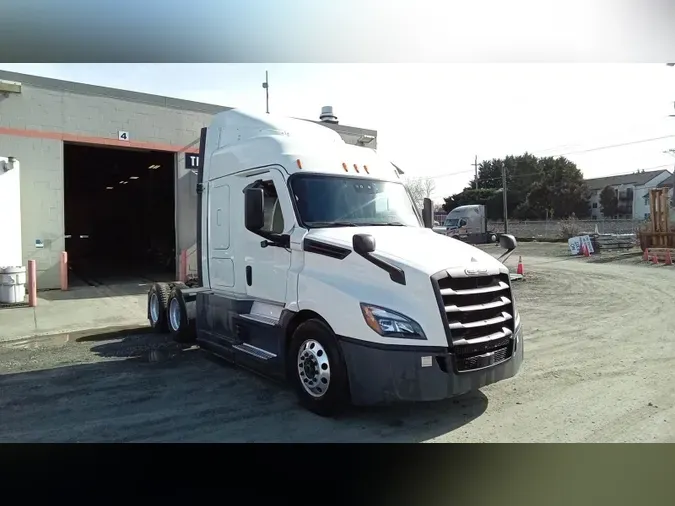 2021 Freightliner Cascadia 126d1418ffbb504ec7a0600a4a4d4c963aa