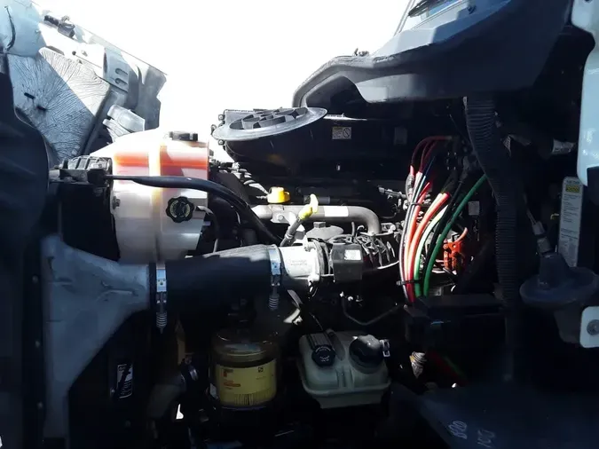 2018 FREIGHTLINER CASCADIA 113