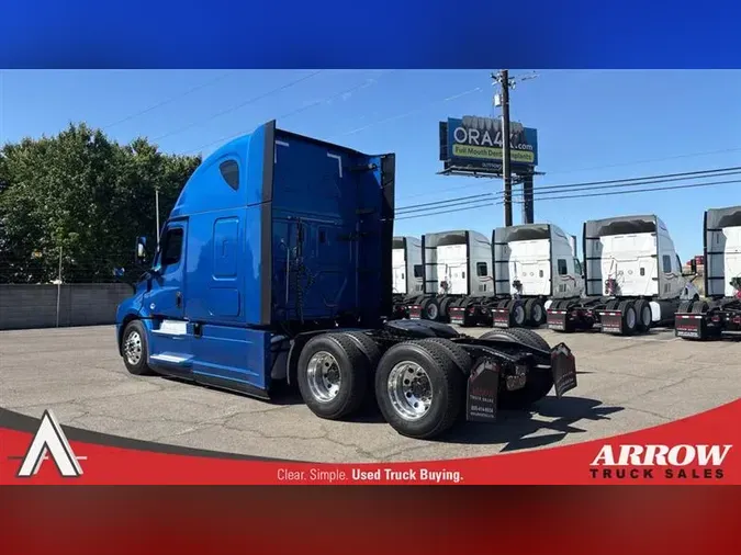 2022 FREIGHTLINER CA126