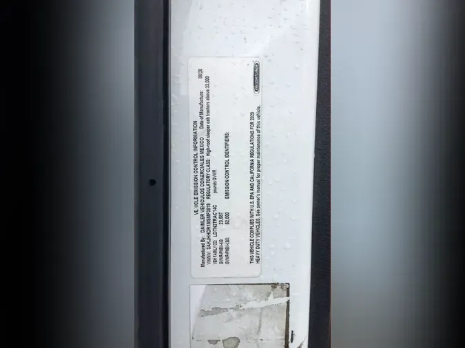 2021 Freightliner Cascadia 126