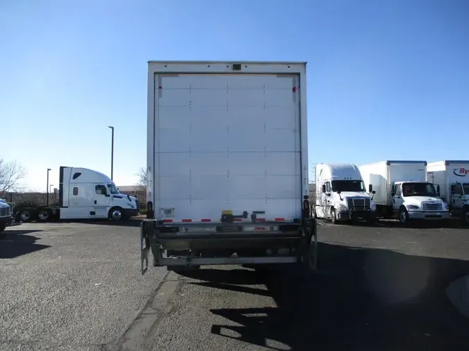 2021 FREIGHTLINER/MERCEDES M2 106