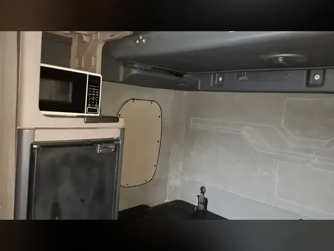 2020 FREIGHTLINER/MERCEDES CASCADIA 125