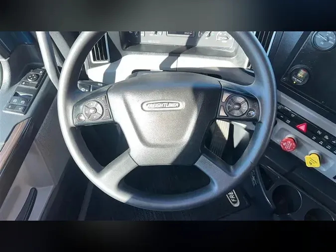 2019 FREIGHTLINER CA126