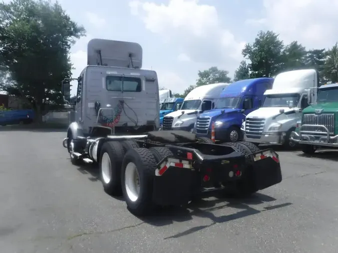 2019 VOLVO VNL