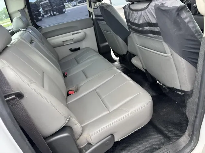 2014 Chevrolet G-2500