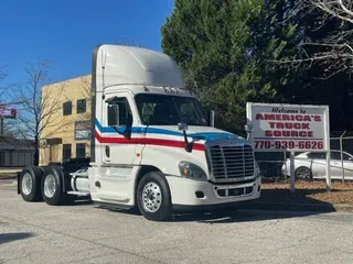 2017 FREIGHTLINER CASCADIA EVO
