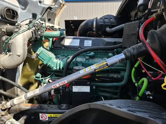 2025 VOLVO VNL64T740d1580f1191b283a701d4547077063d41