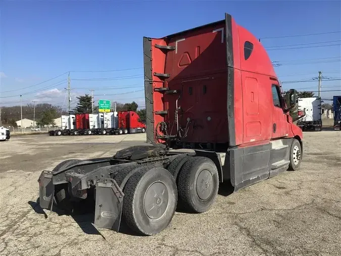 2021 FREIGHTLINER CA126