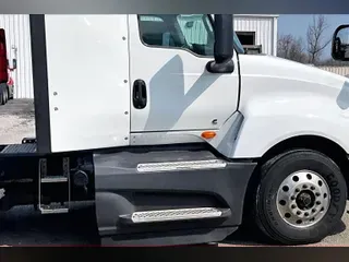 2022 INT LT625 6x4