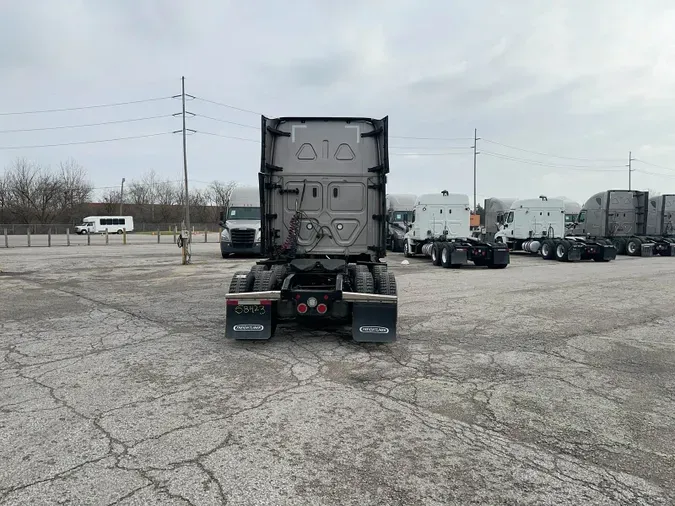 2023 Freightliner Cascadia