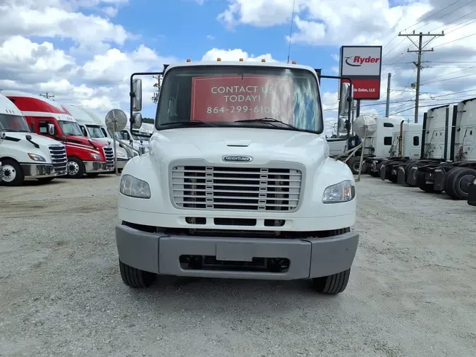 2017 FREIGHTLINER M2 106