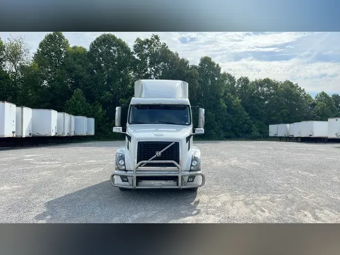 2016 Volvo VNL 740