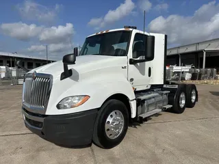 2020 International LT625