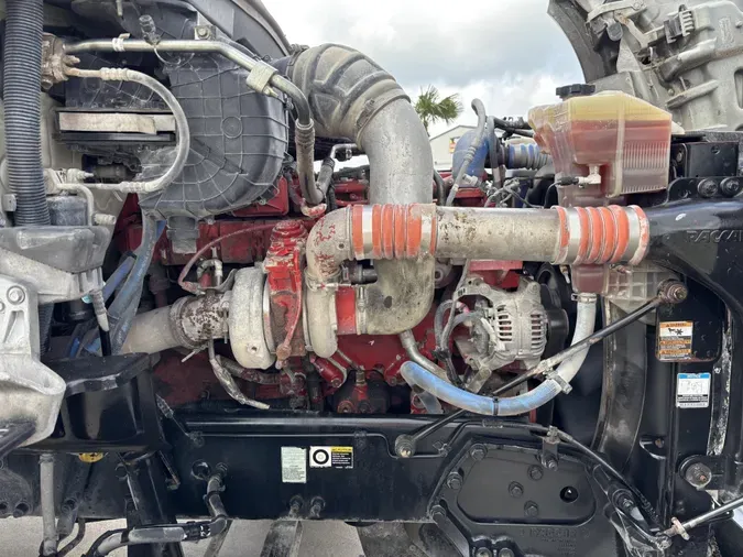 2017 Kenworth T880