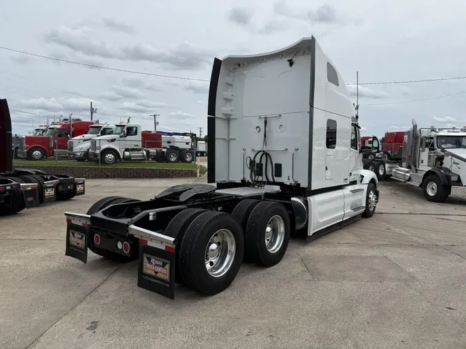 2023 Peterbilt 579