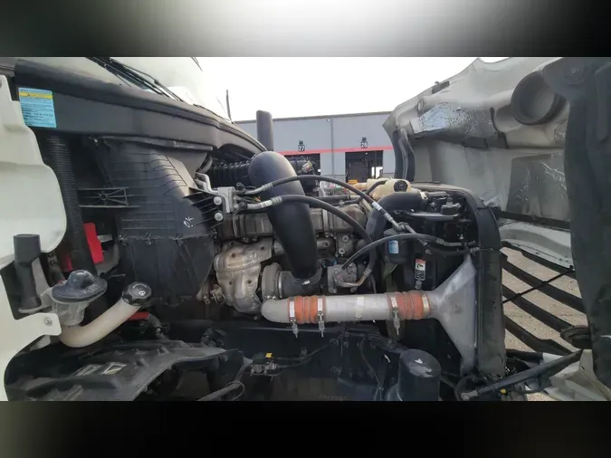2020 Freightliner Cascadia 126