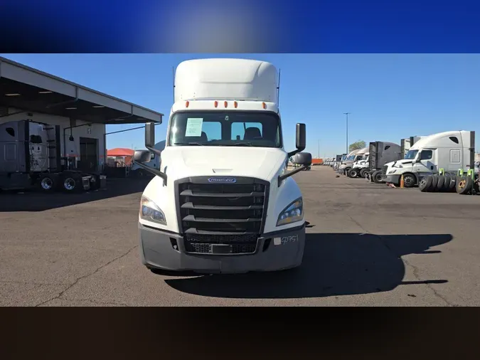 2020 Freightliner Cascadia 126d1700f6446f3e0ab5ef42acbda632e6b