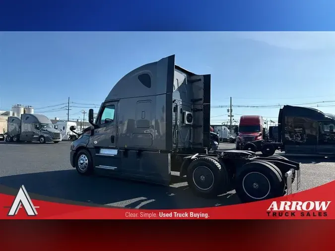 2021 FREIGHTLINER CA126