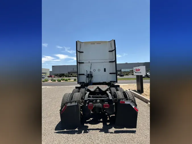 2019 NAVISTAR INTERNATIONAL LT625 SLPR CAB