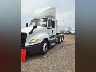 2020 NAVISTAR INTERNATIONAL LT625 DAYCAB T/A