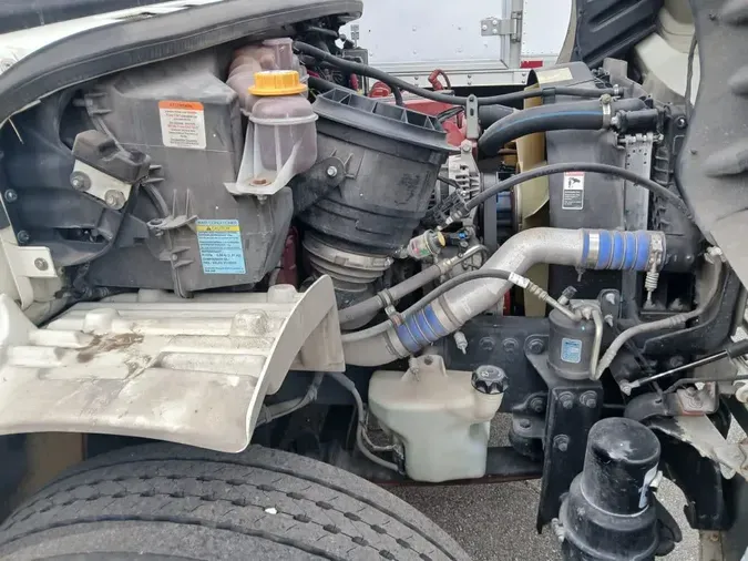 2020 FREIGHTLINER/MERCEDES M2 106