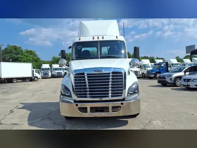 2019 FREIGHTLINER/MERCEDES CASCADIA 125d17771c8b03c8199d6f78c1780cf45b3
