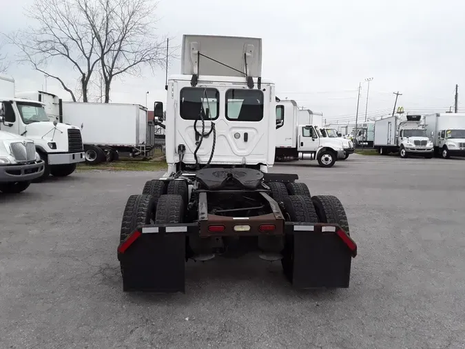 2019 FREIGHTLINER/MERCEDES CASCADIA