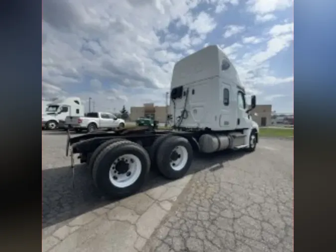 2020 FREIGHTLINER/MERCEDES NEW CASCADIA PX12664