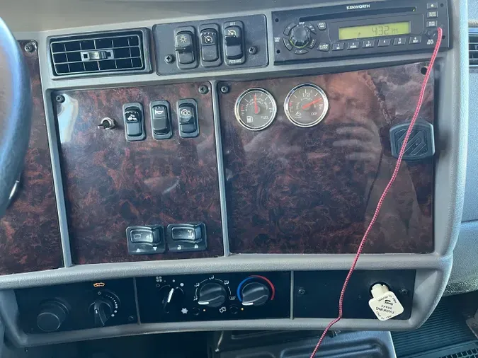 2012 Kenworth T270