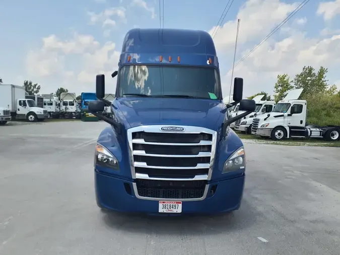 2020 FREIGHTLINER/MERCEDES NEW CASCADIA PX12664