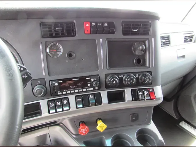 2022 Kenworth T680