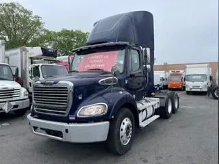 2017 FREIGHTLINER M2-112