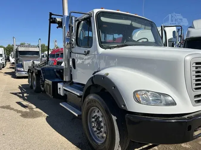 2013 FREIGHTLINER BUSINESS CLASS M2 112