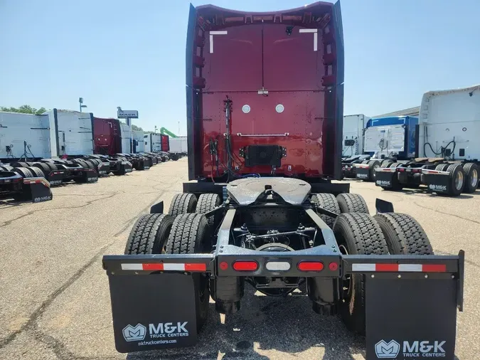 2023 PETERBILT 579