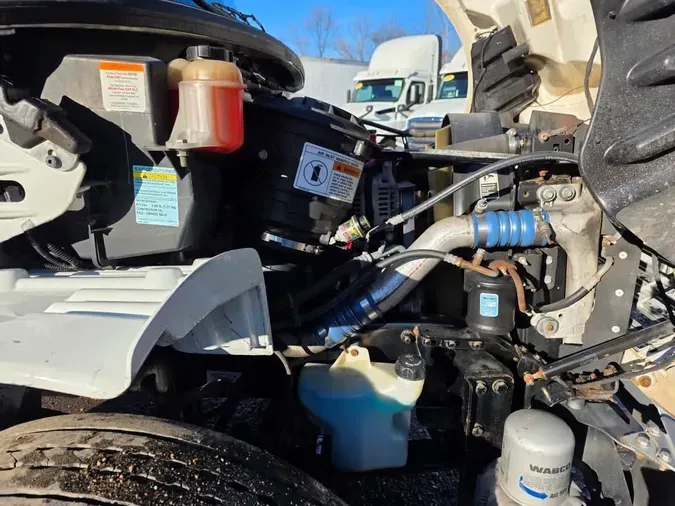 2018 FREIGHTLINER/MERCEDES M2 106d183a439a24d732f4ca239f217ee7ddc