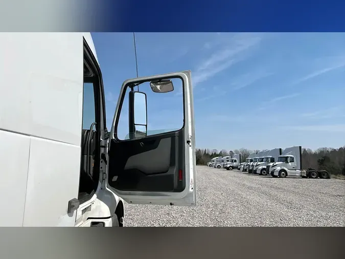 2020 Volvo VNR64T640d1870c9635edb6310be67cc2a1d539b1