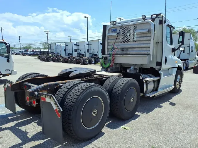 2019 FREIGHTLINER/MERCEDES CASCADIA 125d187f80c78168b17773417d0106f0da9