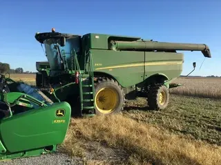 2013 John Deere S670
