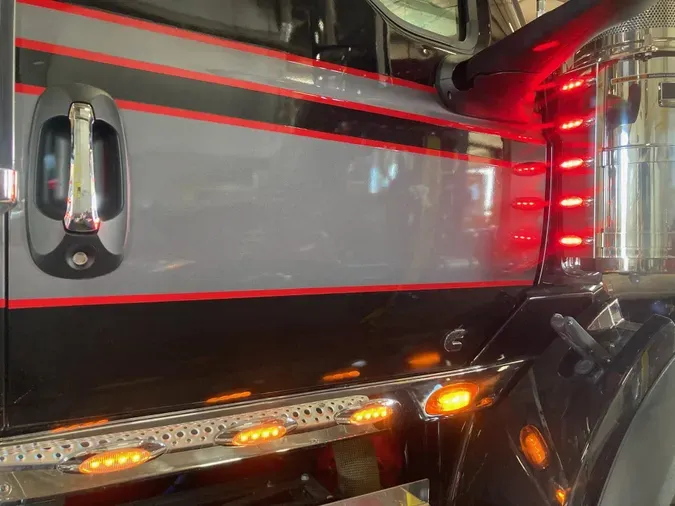 2026 International HX620 Sleeper