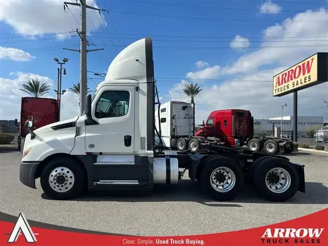 2020 FREIGHTLINER CA126