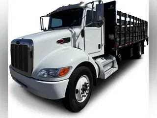 2019 Peterbilt 330