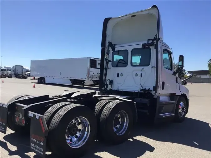 2021 FREIGHTLINER CA126d1929909ff3e0952490bce403ad9eb69